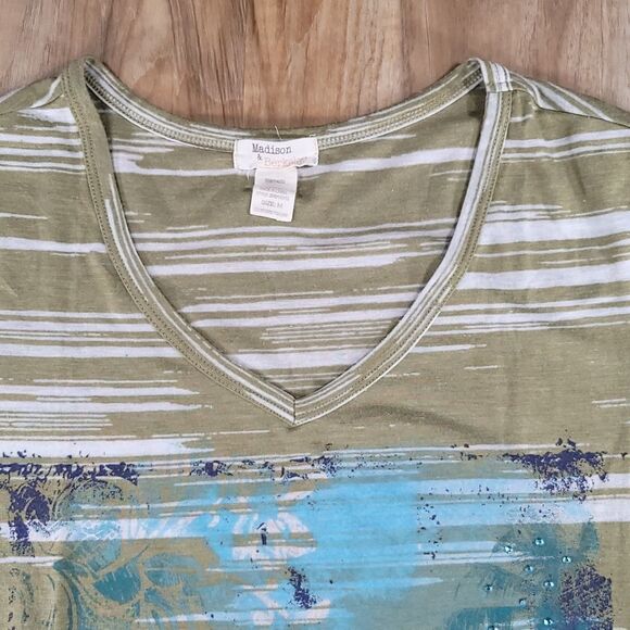 🔺️Madison & Berkeley Burnout Bedazzled Short Sleeve Tshirt Medium - Picture 3 of 9